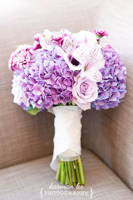 colorful_bridal_bouquets_5.jpg