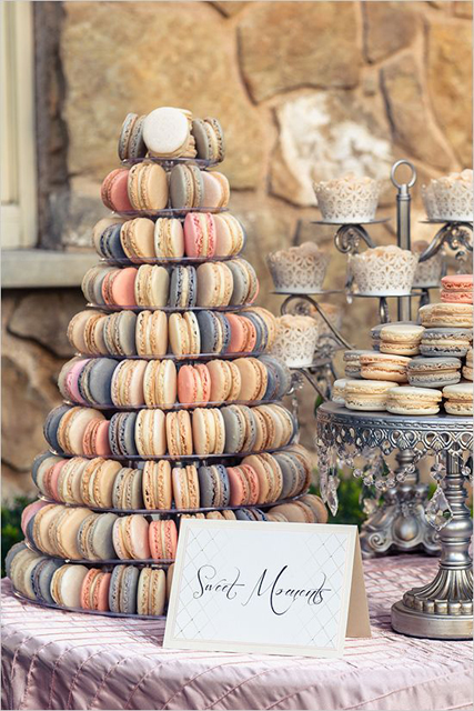 Macaron Wedding Cake Inspiration (7).jpg